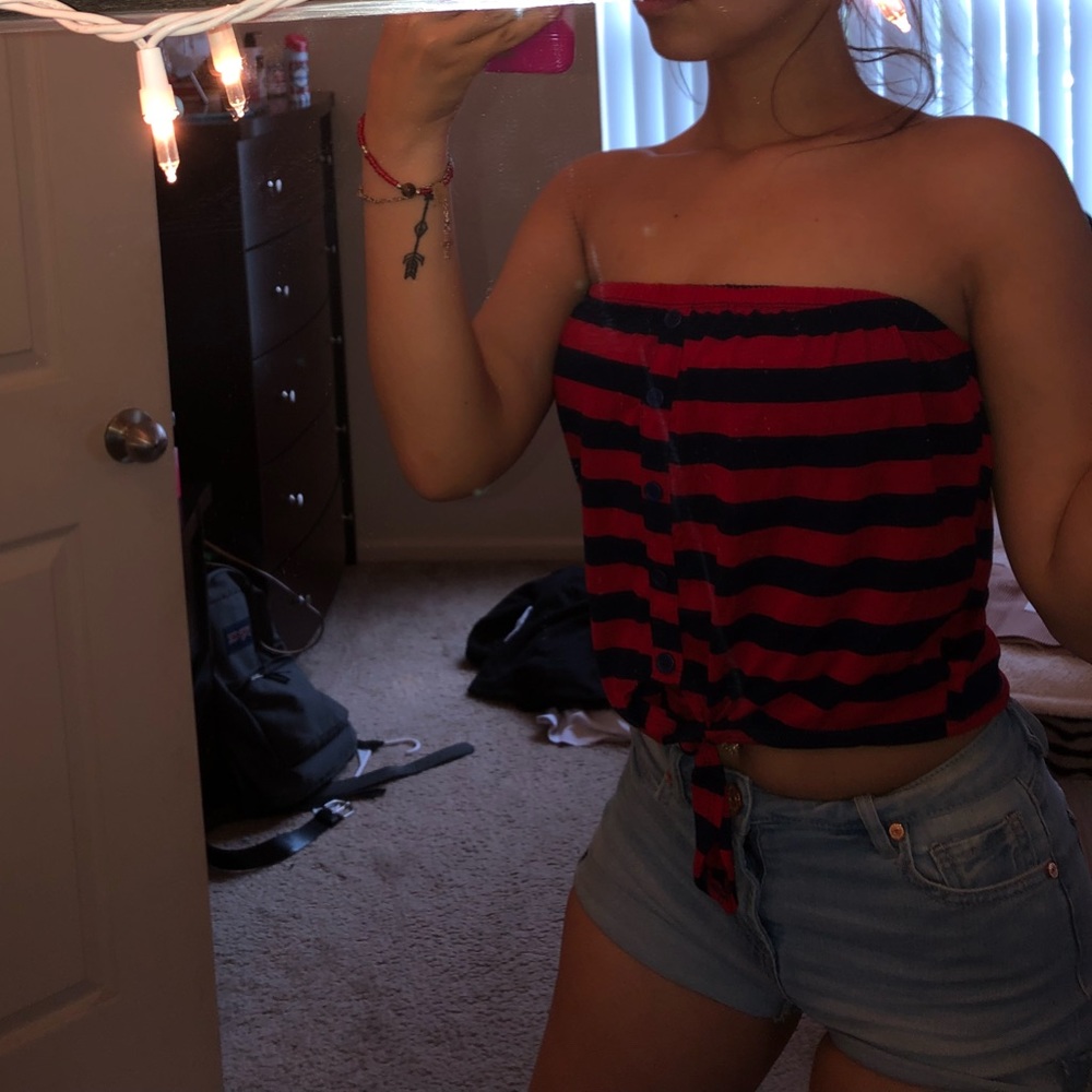 Crop top